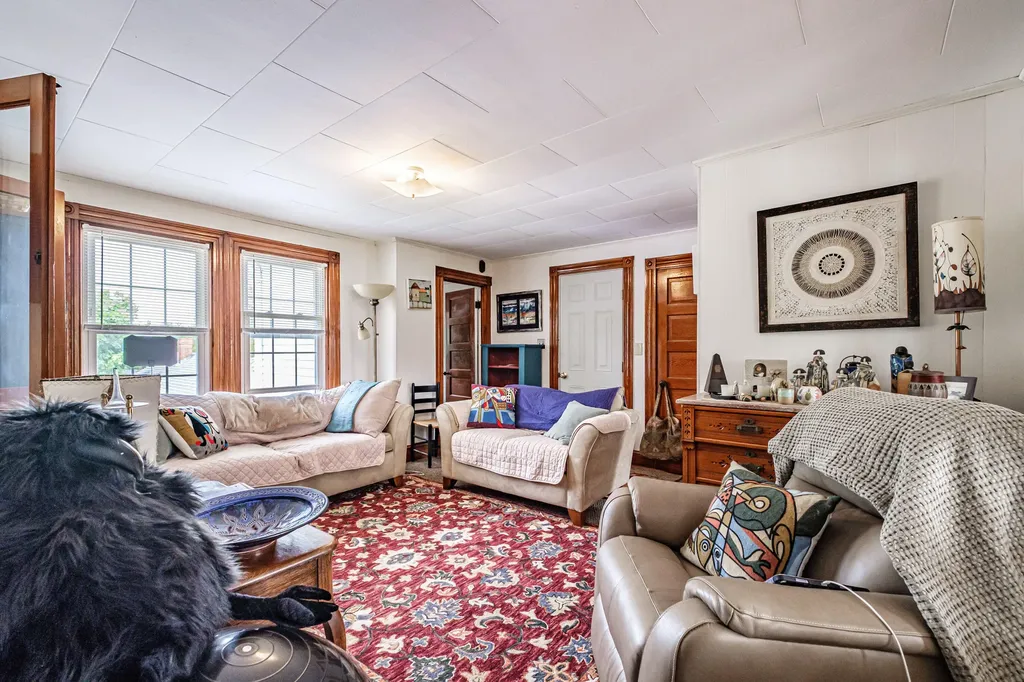 276 Hill Street Biddeford ME 04005