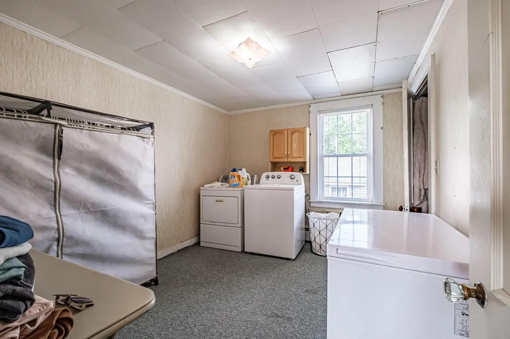 276 Hill Street Biddeford ME 04005