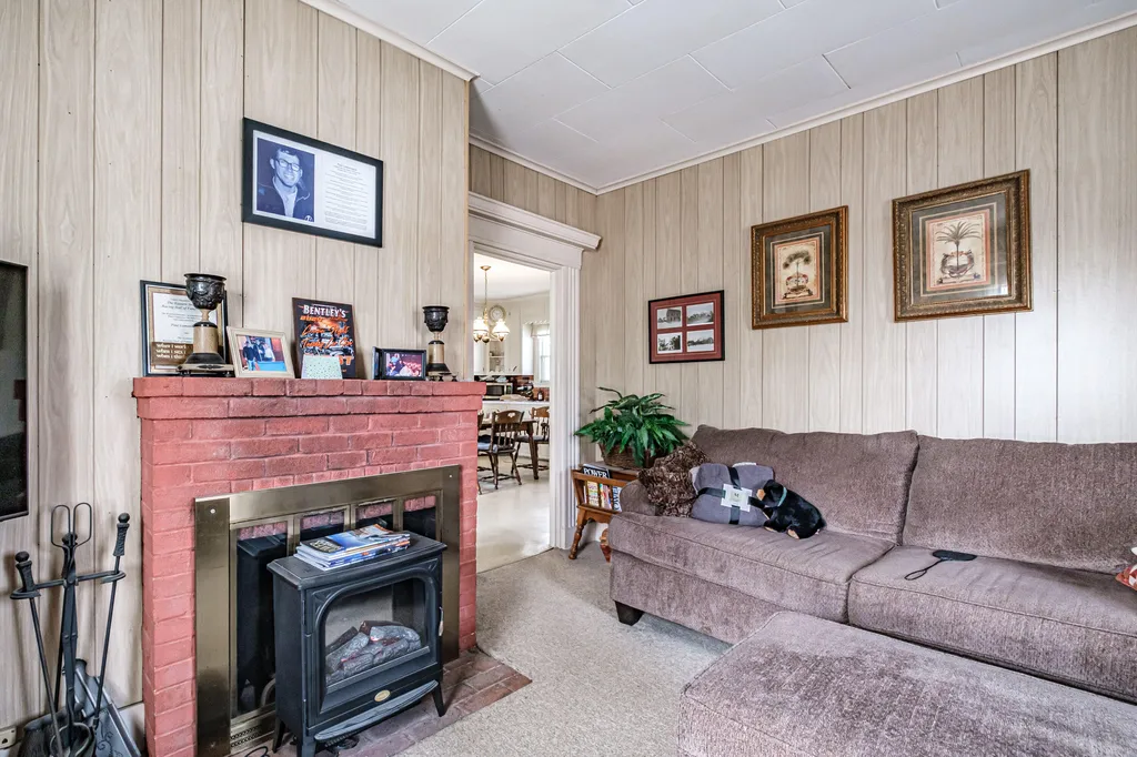 276 Hill Street Biddeford ME 04005