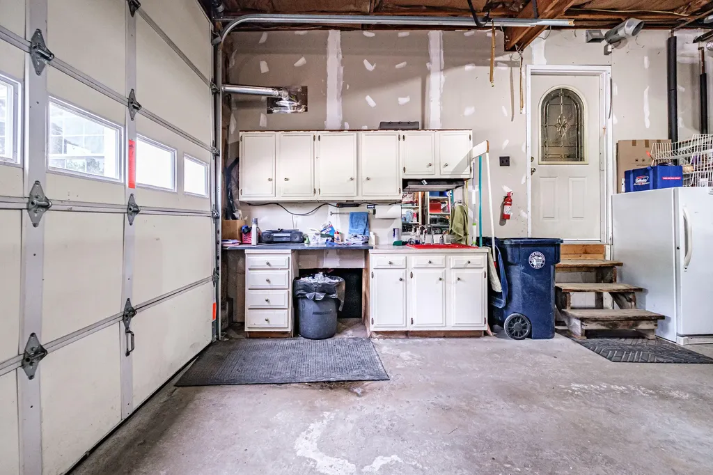 276 Hill Street Biddeford ME 04005