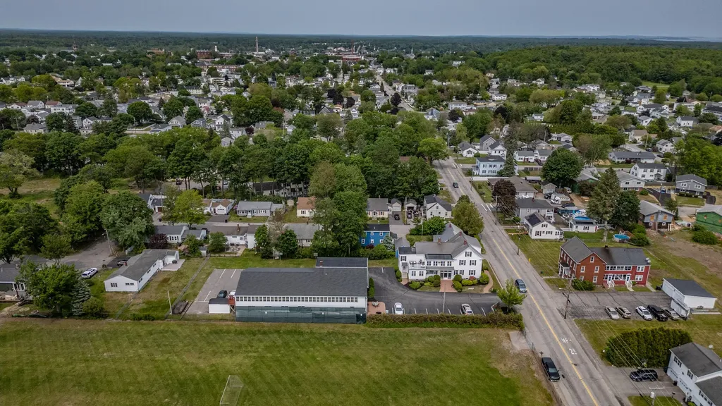 276 Hill Street Biddeford ME 04005