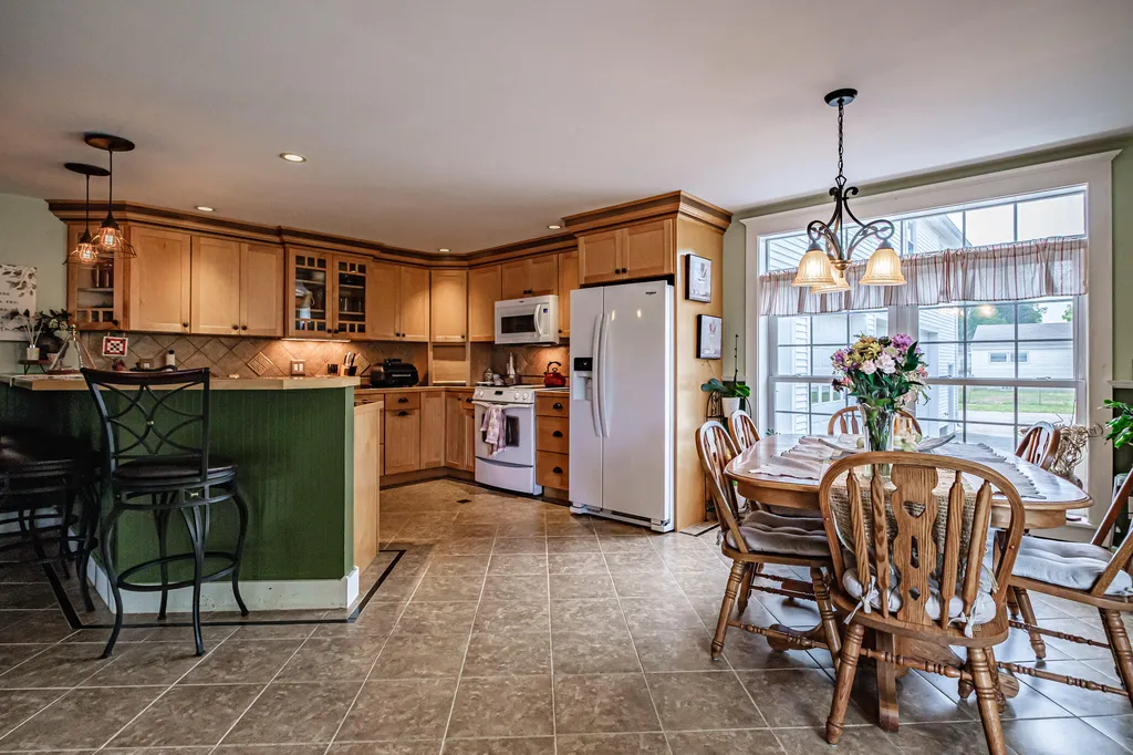 276 Hill Street Biddeford ME 04005