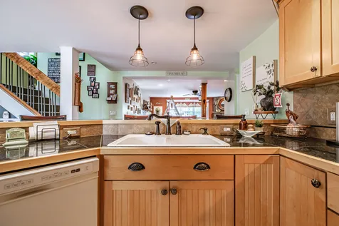276 Hill Street Biddeford ME 04005