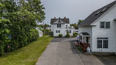 276 Hill Street Biddeford ME 04005