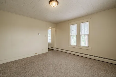 276 Hill Street Biddeford ME 04005