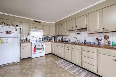 276 Hill Street Biddeford ME 04005