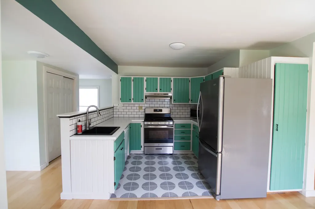 123 7th Street Bangor ME 04401