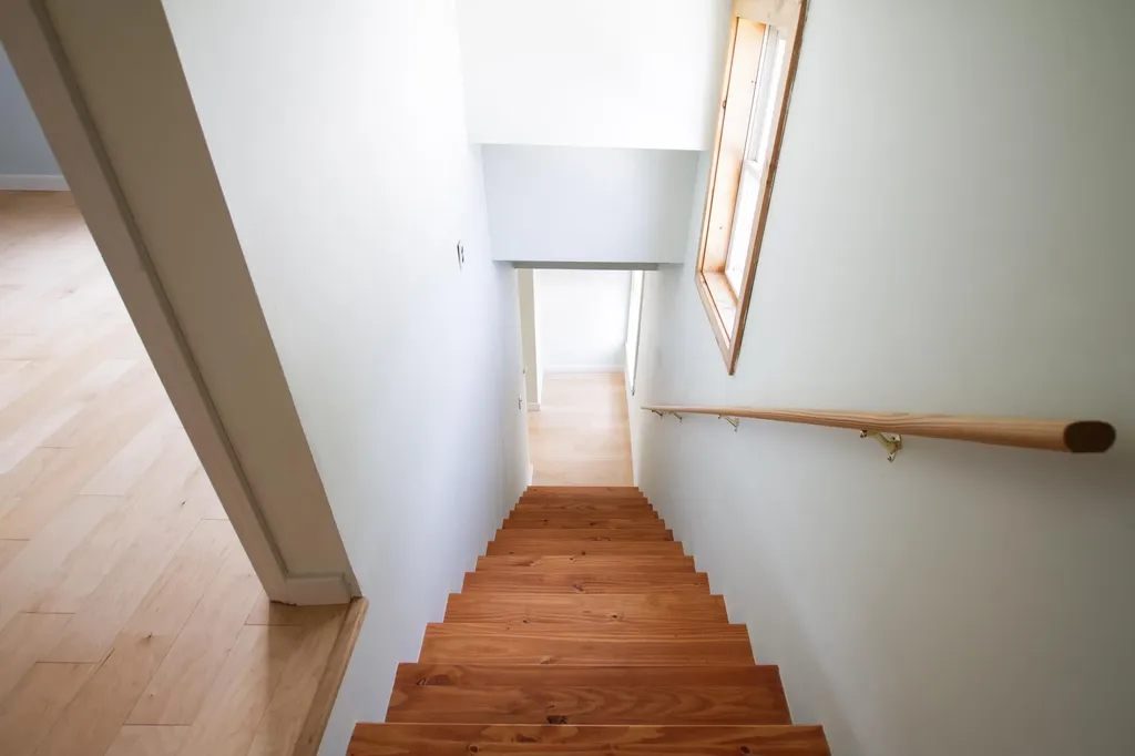 123 7th Street Bangor ME 04401