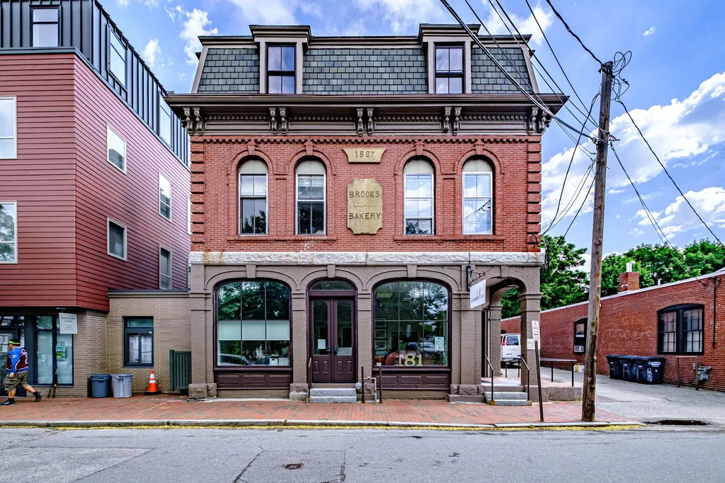 181 Brackett Street Portland ME 04102