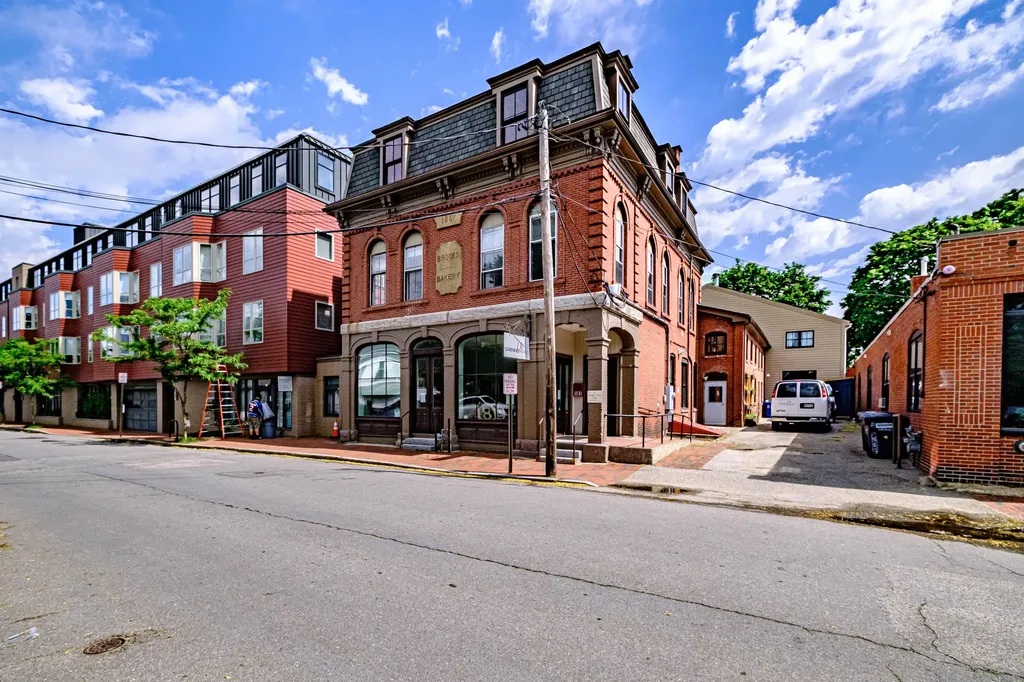 181 Brackett Street Portland ME 04102