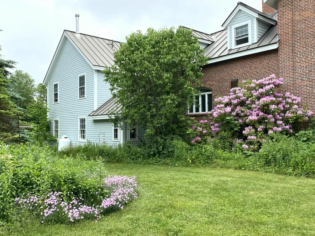 199 Main Street Belfast ME 04915