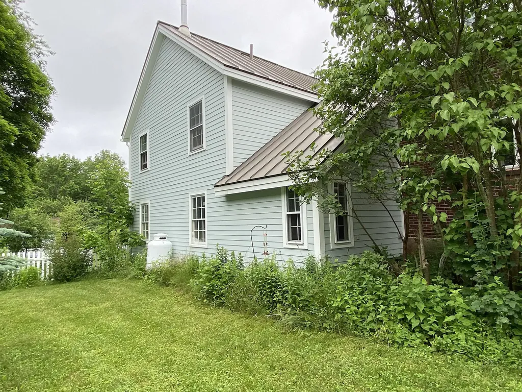 199 Main Street Belfast ME 04915