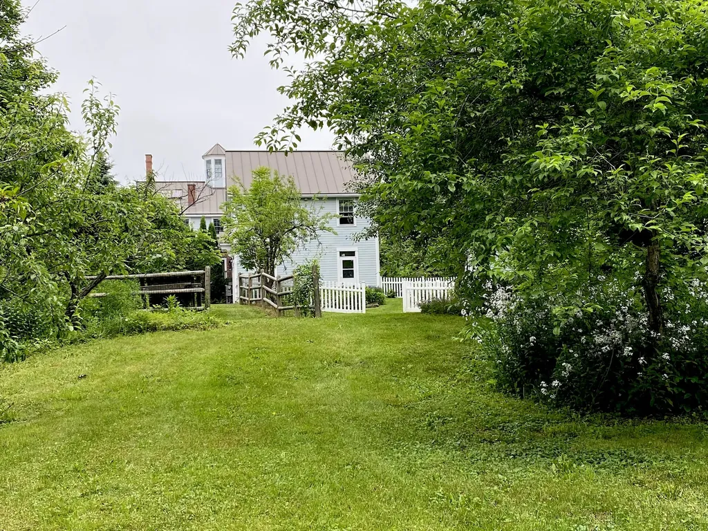 199 Main Street Belfast ME 04915