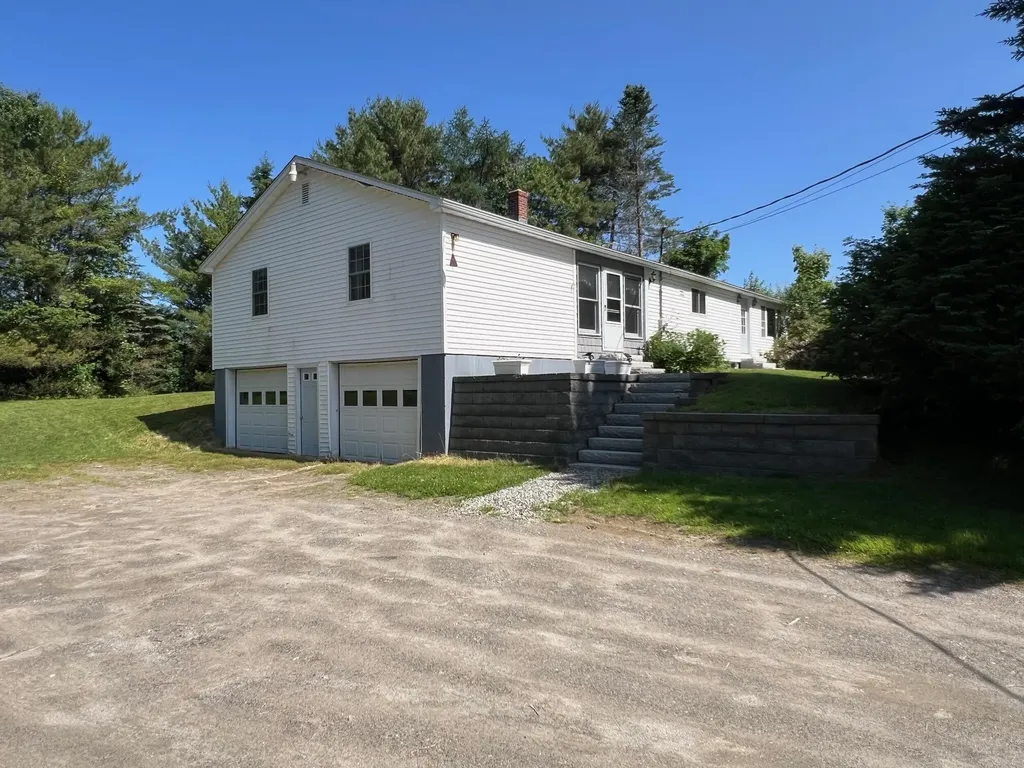 118 Ten Lots Road Oakland ME 04963