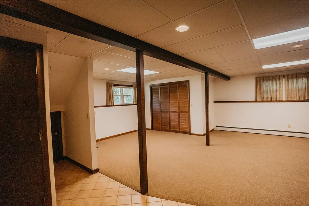 41 Curtis Lane Milford ME 04461