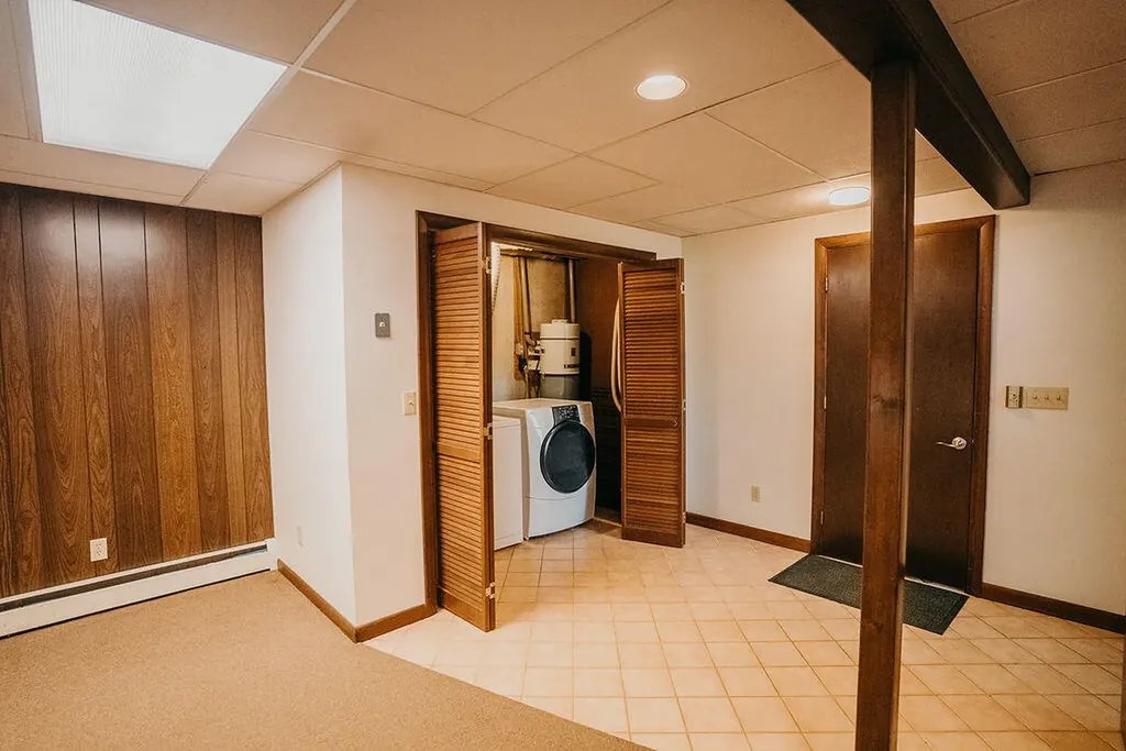 41 Curtis Lane Milford ME 04461