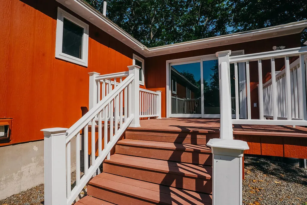 41 Curtis Lane Milford ME 04461