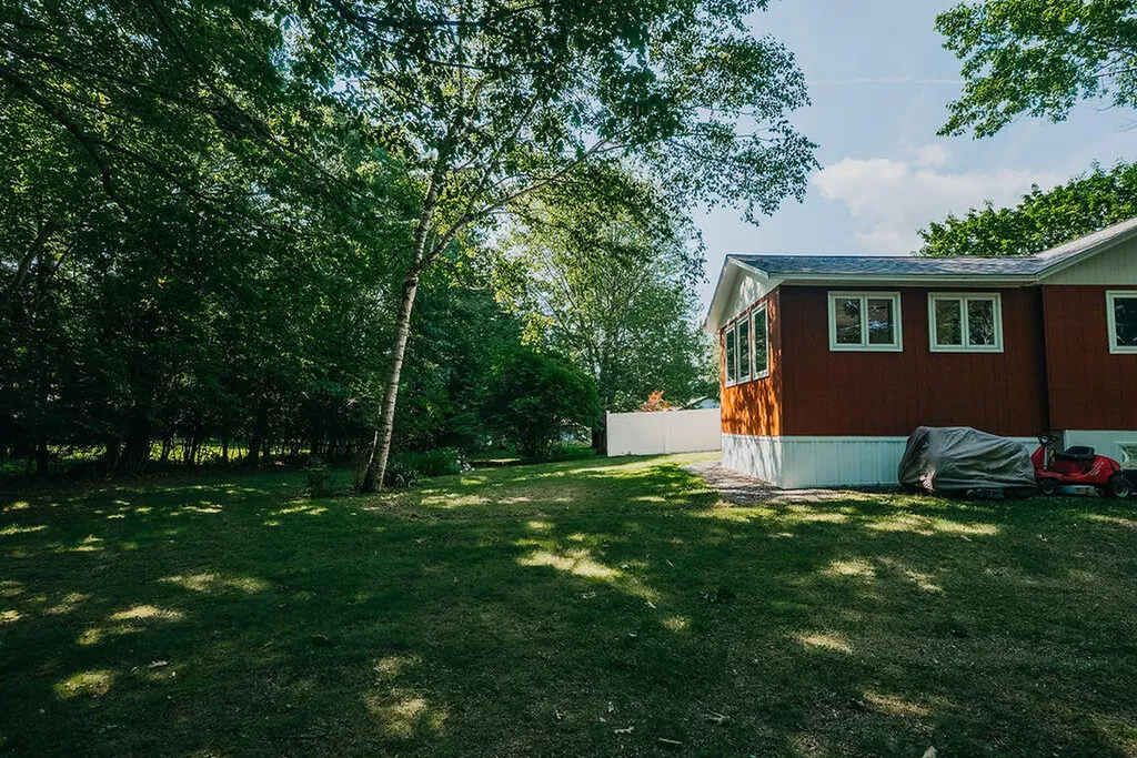 41 Curtis Lane Milford ME 04461