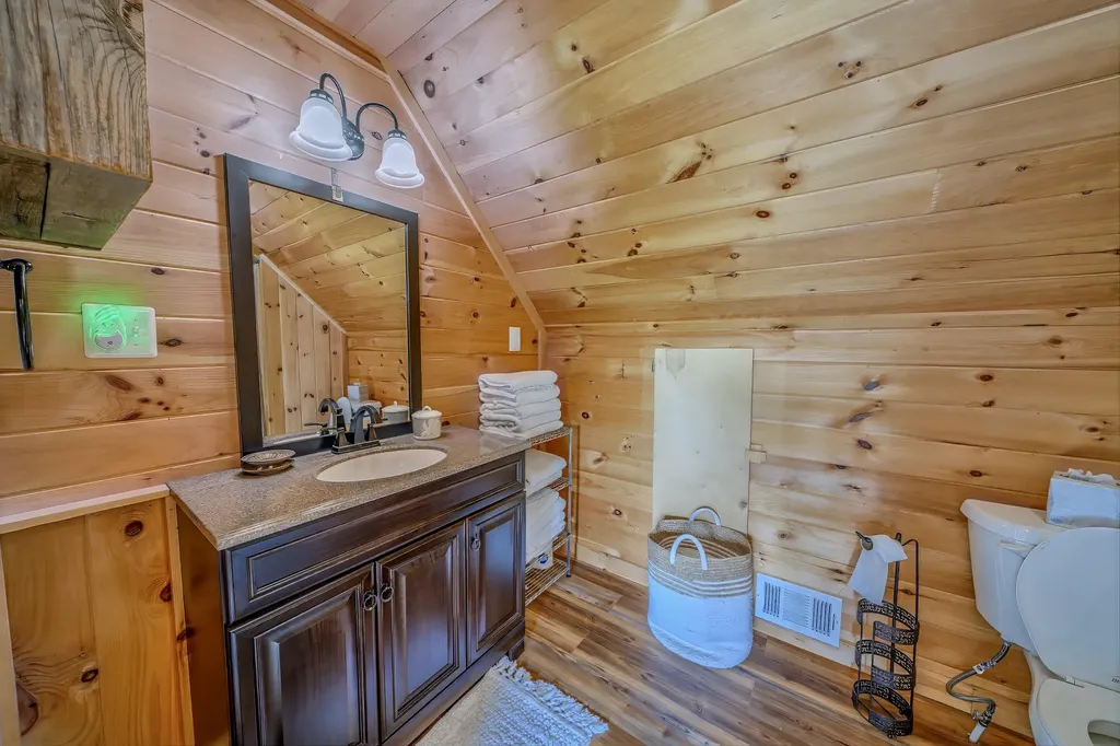 148 Pound Hill Road Northport ME 04849