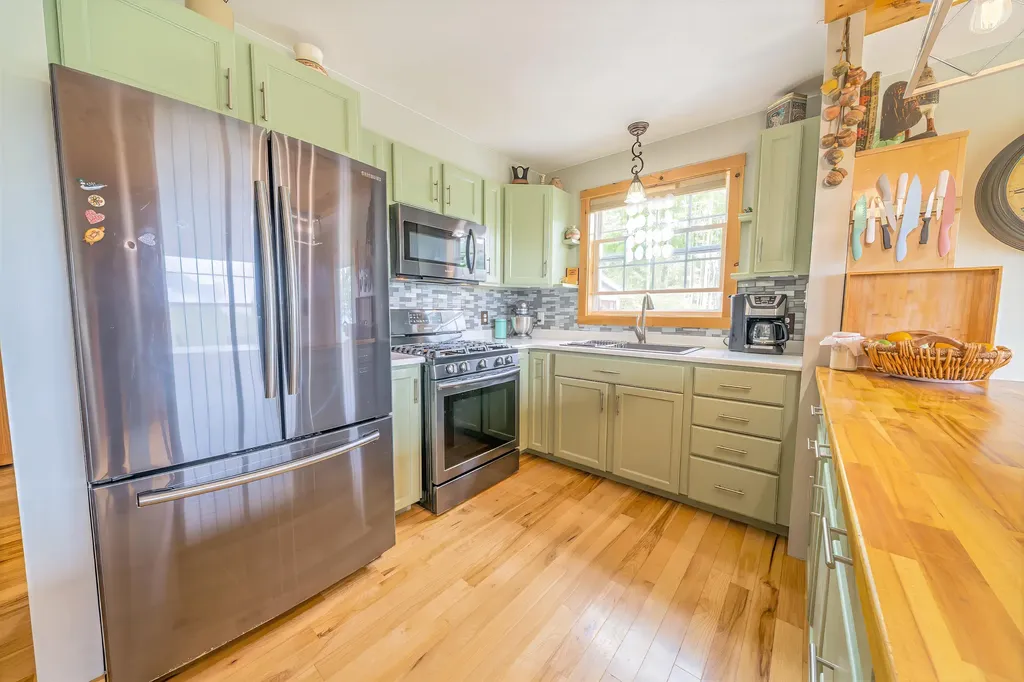 148 Pound Hill Road Northport ME 04849
