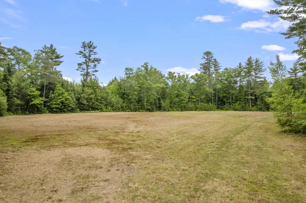 8-3 Turner Street Buckfield ME 04220