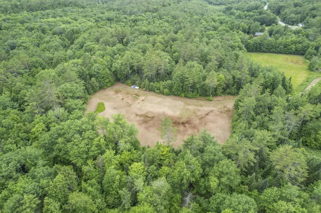 8-3 Turner Street Buckfield ME 04220