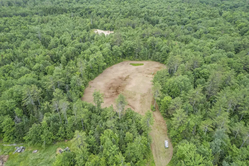 8-3 Turner Street Buckfield ME 04220
