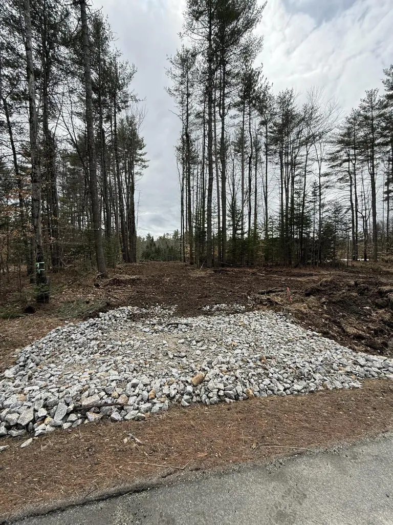8-3 Turner Street Buckfield ME 04220