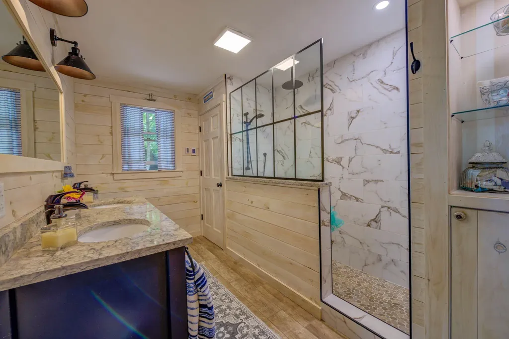 147 Spring Valley Road Raymond ME 04071