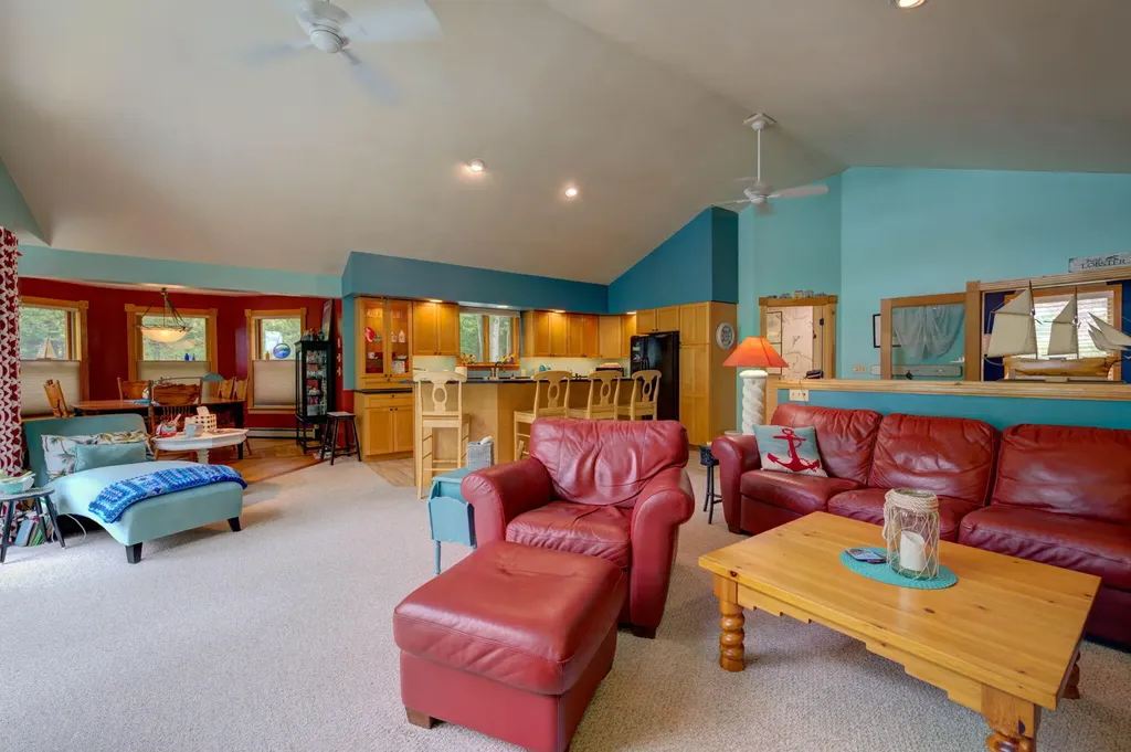 147 Spring Valley Road Raymond ME 04071