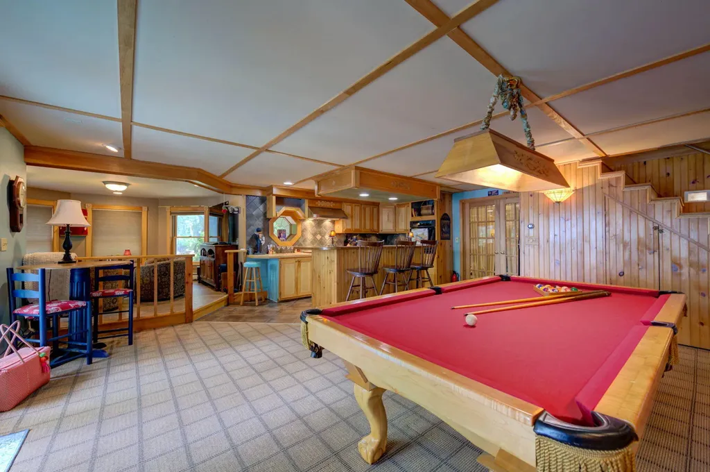 147 Spring Valley Road Raymond ME 04071