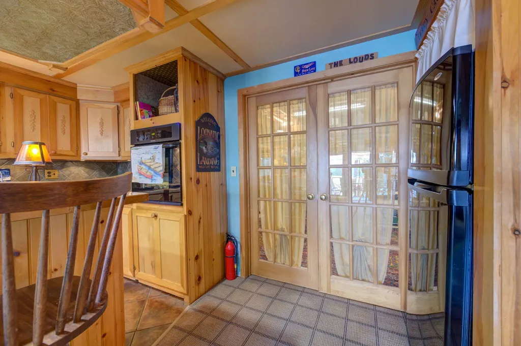 147 Spring Valley Road Raymond ME 04071