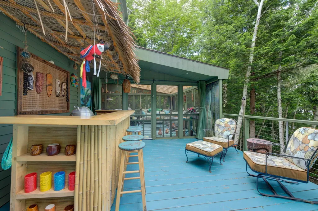 147 Spring Valley Road Raymond ME 04071