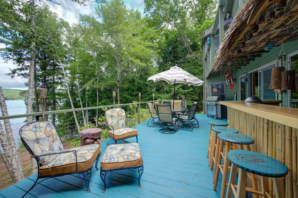 147 Spring Valley Road Raymond ME 04071