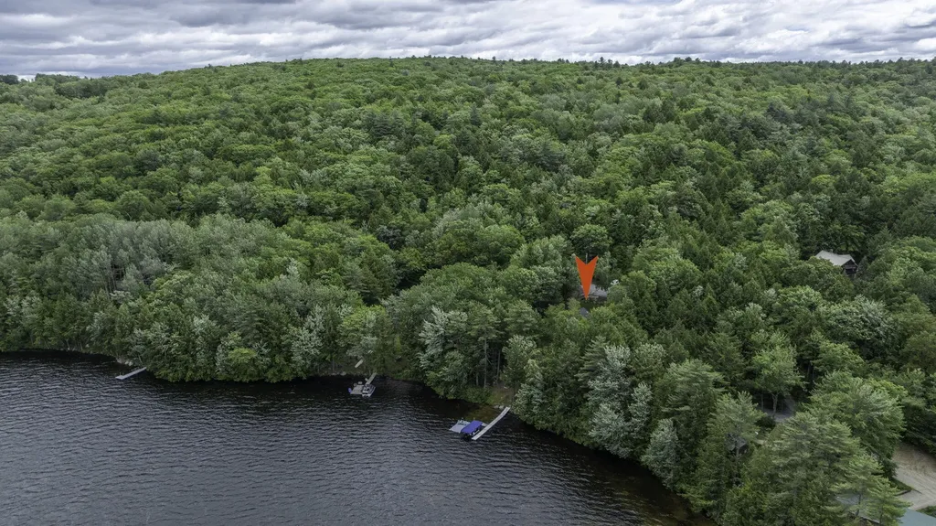 147 Spring Valley Road Raymond ME 04071