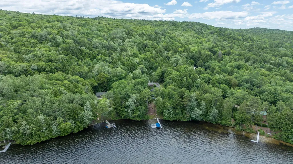 147 Spring Valley Road Raymond ME 04071