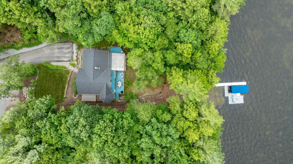147 Spring Valley Road Raymond ME 04071