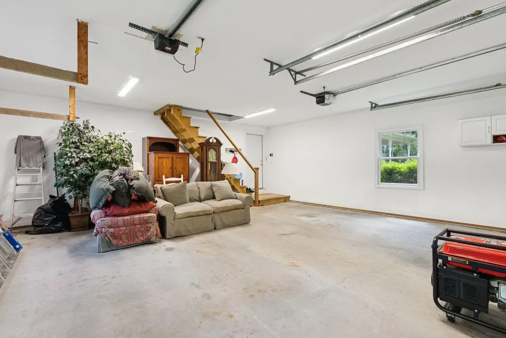 61 Crestview Lane Brunswick ME 04011