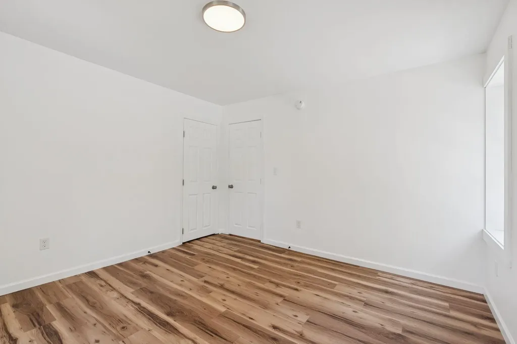 1097 Washington Street Bath ME 04530