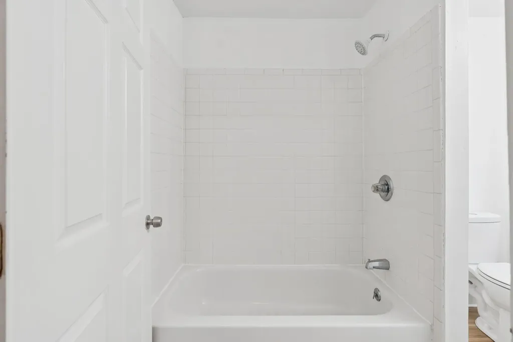 1097 Washington Street Bath ME 04530