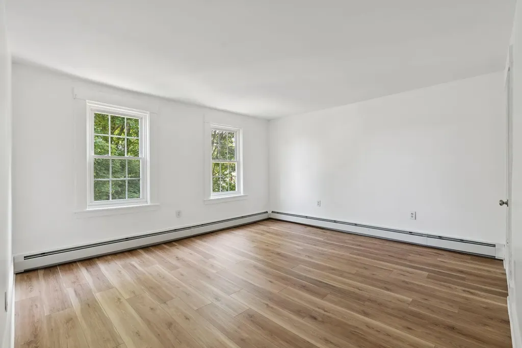 1097 Washington Street Bath ME 04530