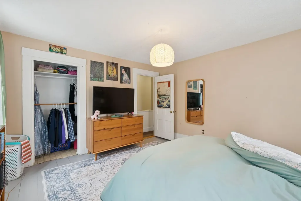 1097 Washington Street Bath ME 04530