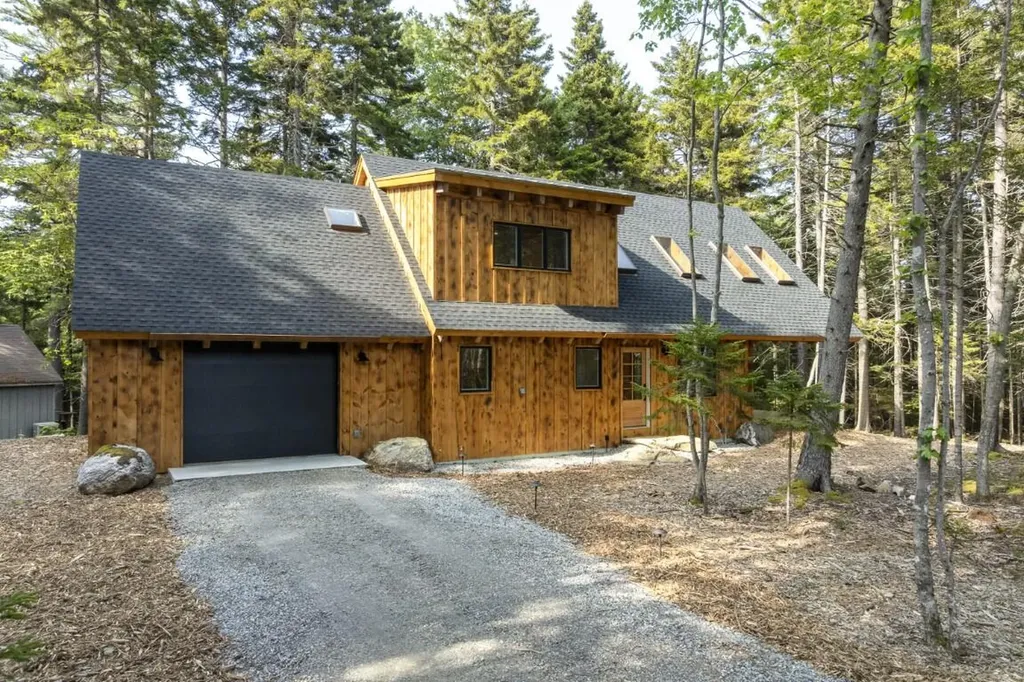 24 Blow Horn Road Boothbay Harbor ME 04538