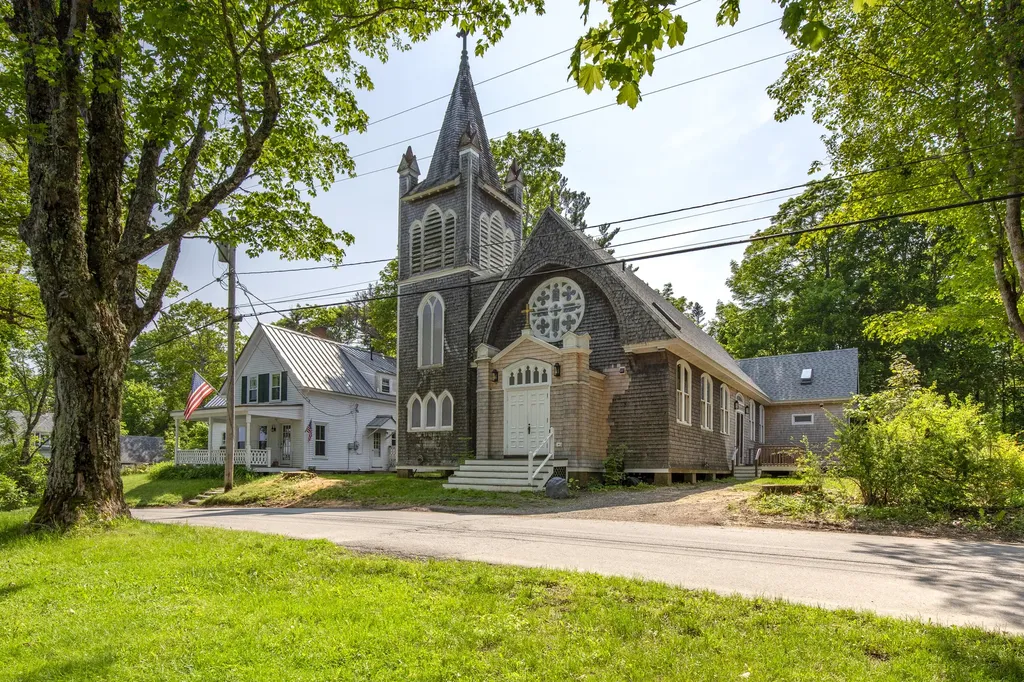 92 Main Street North Haven ME 04853