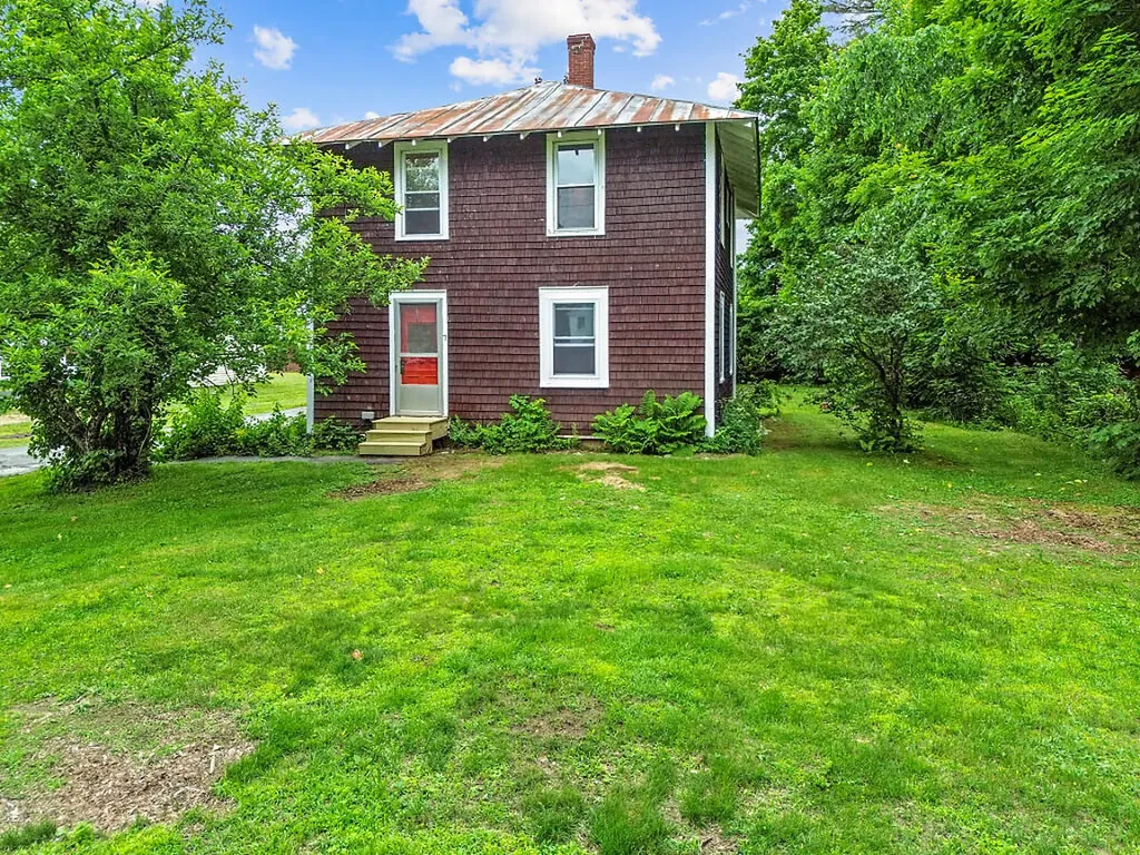 7 James Street Bingham ME 04920