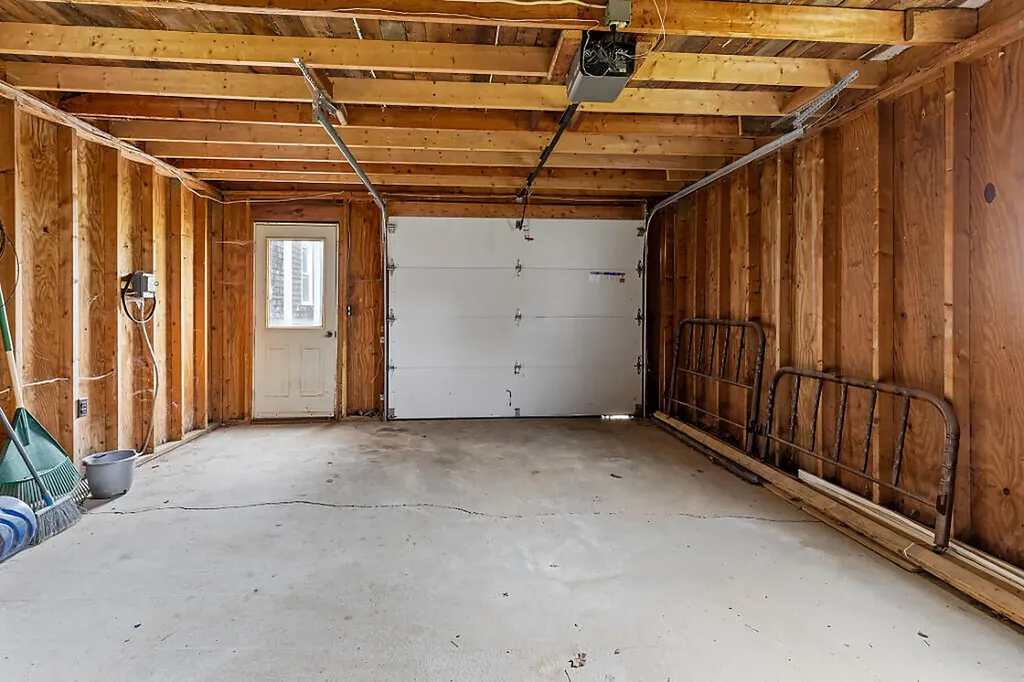 7 James Street Bingham ME 04920