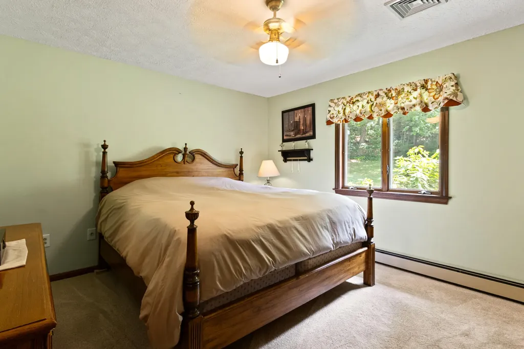 224 Sunderland Drive Auburn ME 04210