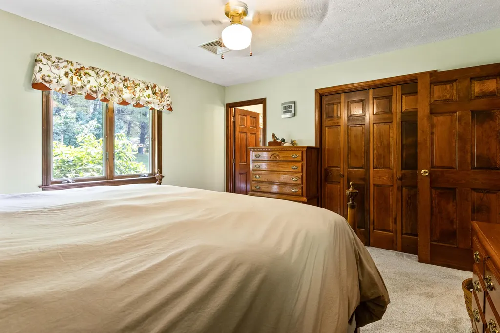 224 Sunderland Drive Auburn ME 04210