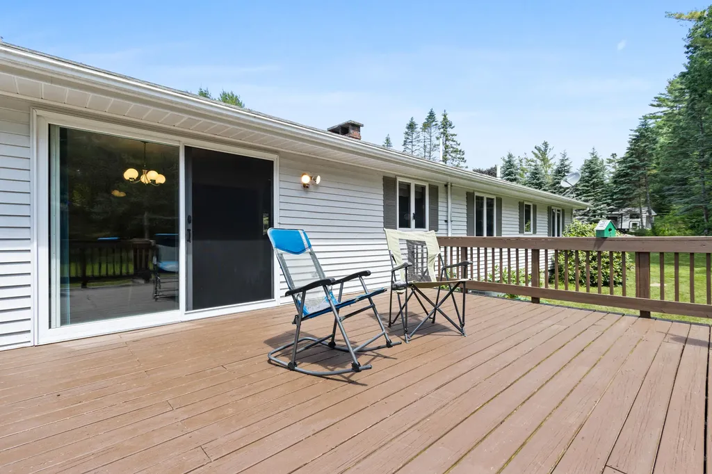 224 Sunderland Drive Auburn ME 04210