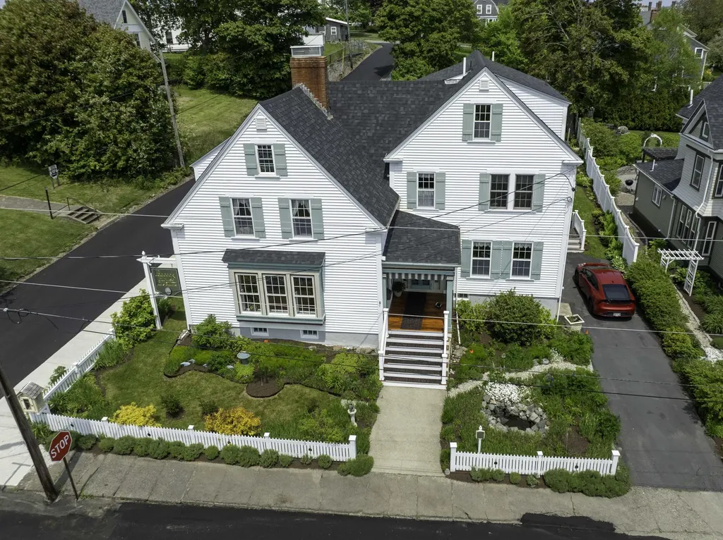 27 Summer Street Lubec ME 04652